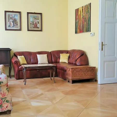 Old Town Gate Apartamento *